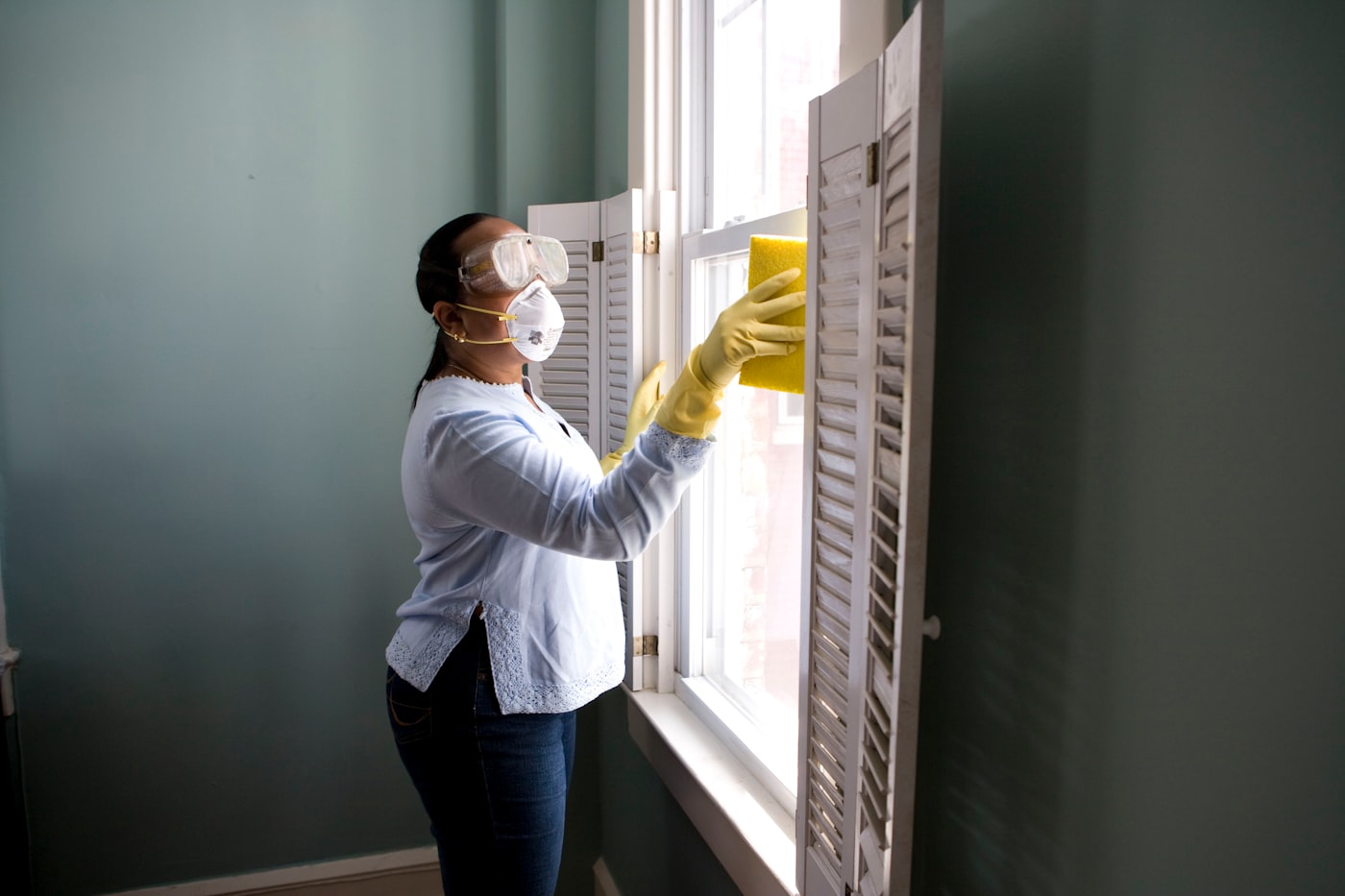 Clean exterior surfaces after washing